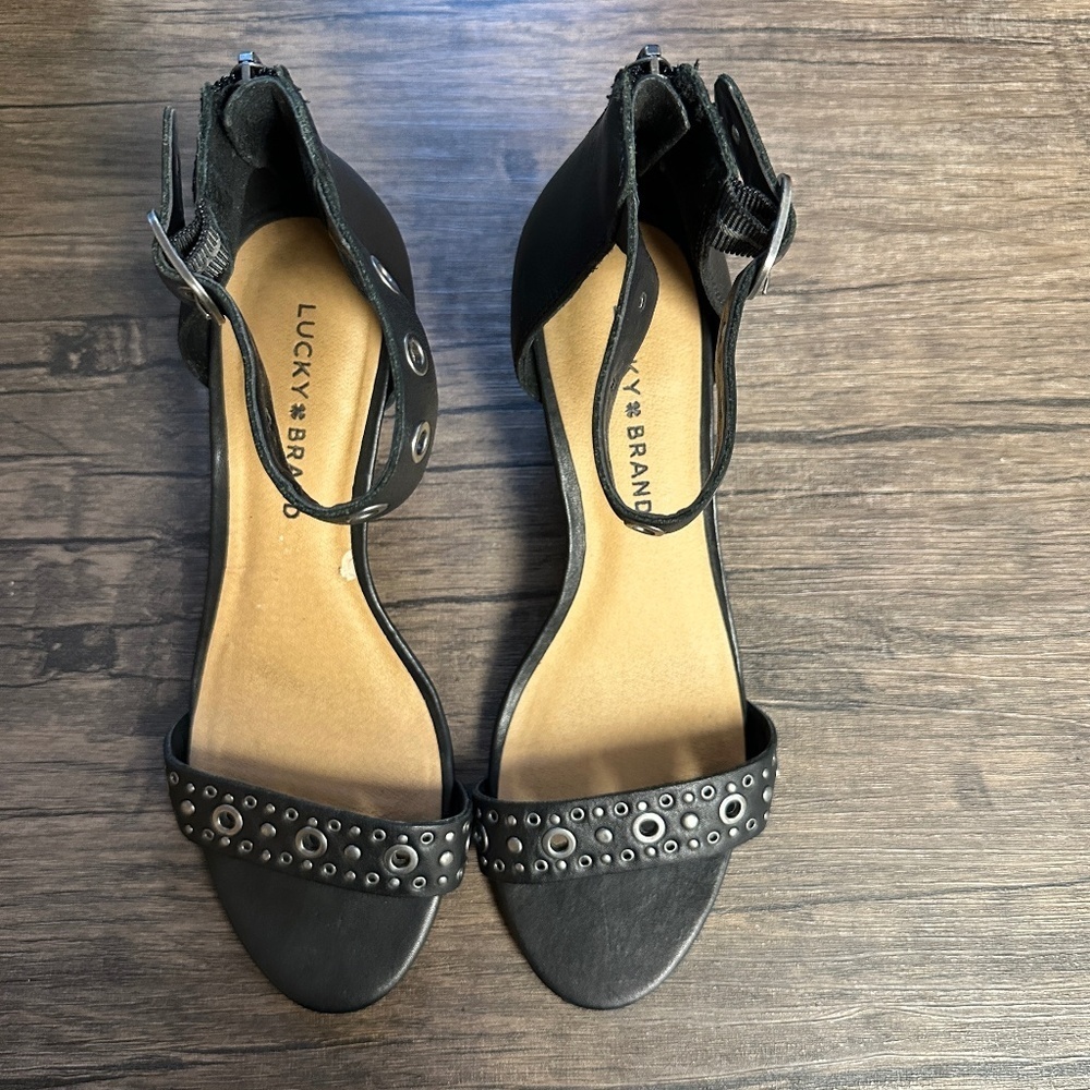 *LUCKY BRAND* Black x Brown Strap Sandals Size 6.5
